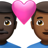 Par med hjerte: mand, mand, mørk teint og medium til mørk teint for Apple iOS 18.4