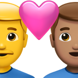 Pár se srdcem – muž: bez tónu pleti, muž: střední tón pleti pro Apple iOS 18.4