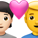 Koppel met hart: Persoon, Man, Lichte huidskleur, Geen huidskleur voor Apple iOS 18.4