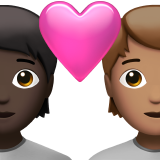 Couple Avec Cœur: Adulte, Adulte, Peau Foncée, Peau Légèrement Mate pour Apple iOS 18.4