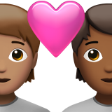 Par med hjerte: voksen, voksen, medium teint og medium til mørk teint for Apple iOS 18.4