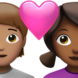 Parella Amb Cor: Persona, Dona, Pell Mitjà, Pell Mitjà Fosc per Apple iOS 18.4