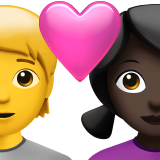 Couple avec cœur : personne, femme, sans teint, teint foncé pour Apple iOS 18.4