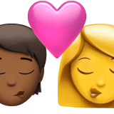 Polibek: Osoba, Žena, Středně tmavý odstín pleti, Bez tónu pleti pro Apple iOS 18.4