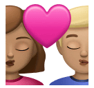 Bacio Tra Coppia: Donna, Uomo, Carnagione Olivastra, Carnagione Abbastanza Chiara per Huawei HarmonyOS 4.0