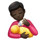 Man die een baby voedt: donkere huidskleur voor Huawei HarmonyOS 4.0