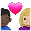 Stel met hart: vrouw, man, lichtgetinte huidskleur, donkere huidskleur voor Samsung One UI 4.0 January 2022